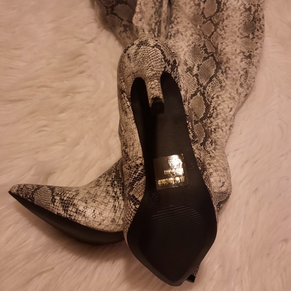 Snake Skin Over the Knee Leather Stiletto Boots - Picture 16 of 16